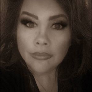 Meet your Posher, Debra